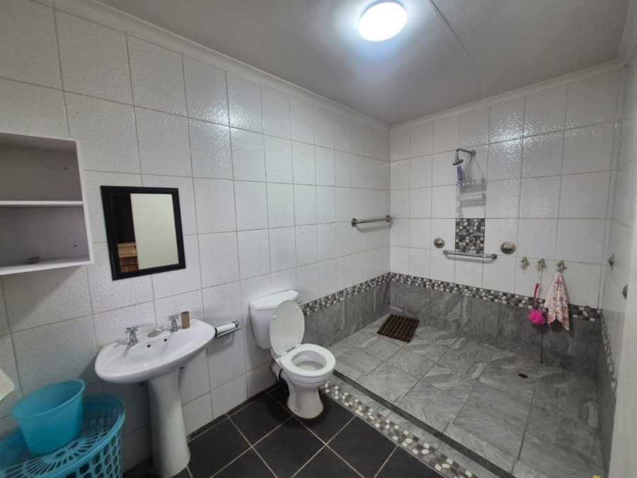 2 Bedroom Property for Sale in Collerville North West